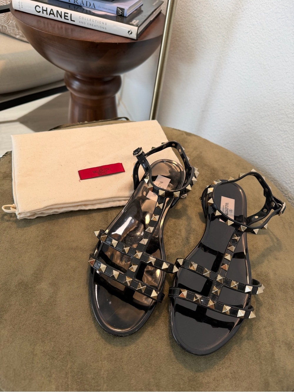 Valentino Garavani Black Patent Rockstud Strappy Sandals - Picture 1 of 5